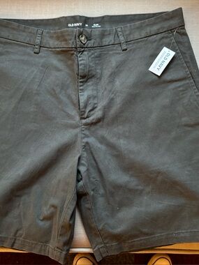 Old Navy Slim Fit Dark Gray Chino Shorts
